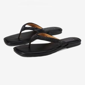 NIB Woman's Sandals Yellow Box Della in Black Sz 10